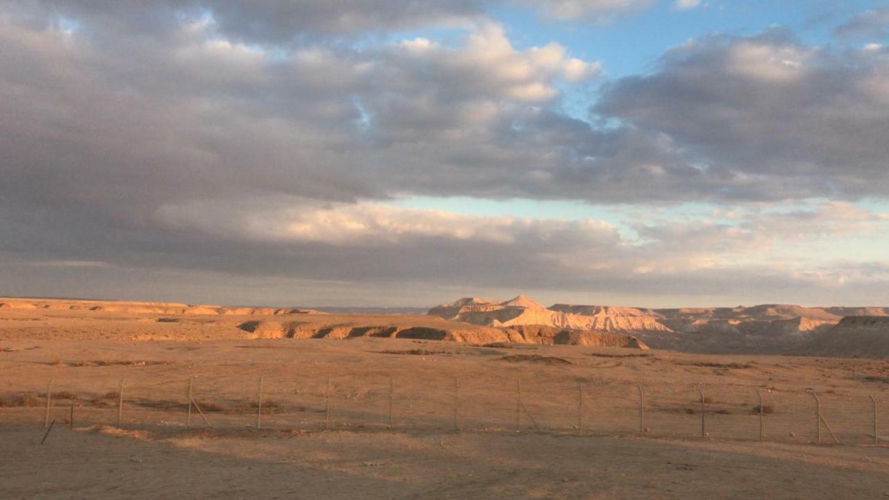 Midreshet Ben Gurion Nof Beresheetヴィラ エクステリア 写真